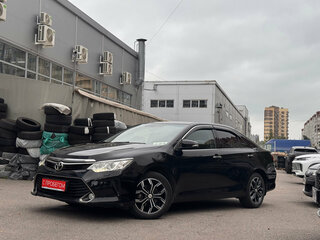2016 Toyota Camry VII (XV50) Рестайлинг, чёрный, 1999000 рублей, вид 3