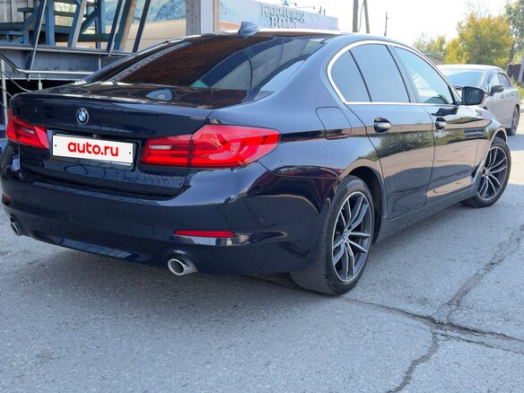 2018 BMW 5 серии 520d VII (G30/G31/G38), синий, 2600000 рублей - вид 4