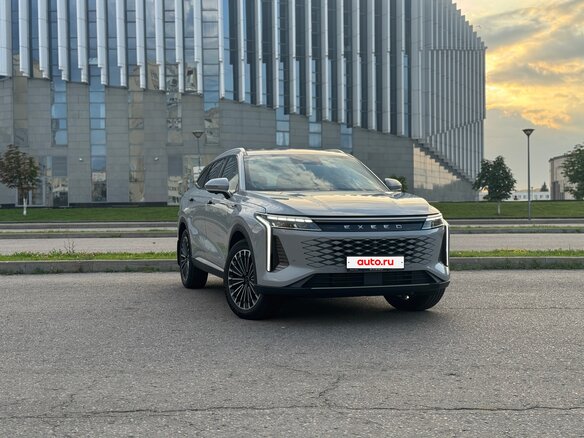 2024 Exeed RX, серый, 2929000 рублей - вид 2