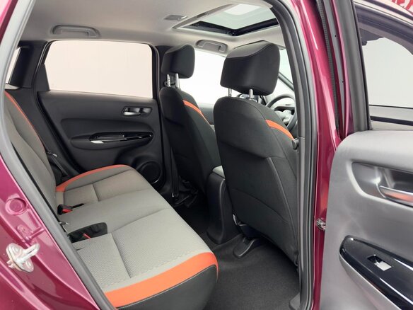 2022 Honda Fit Crosstar IV Рестайлинг, белый - вид 11