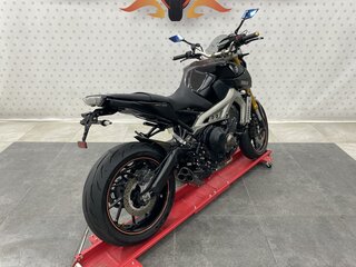 2014 Yamaha MT-09 (FZ-09), чёрный, 589000 рублей, вид 4