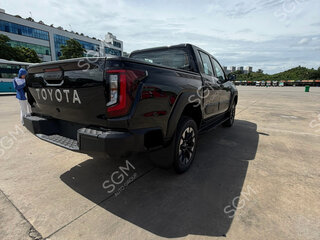 2026 Toyota Hilux IX, чёрный, 7990000 рублей, вид 4