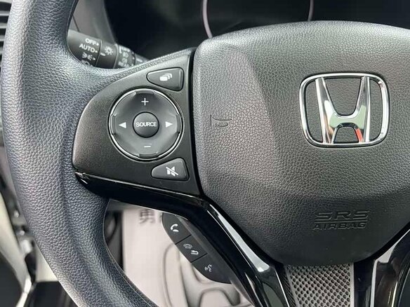 2022 Honda Vezel I Рестайлинг, белый, 1690000 рублей - вид 12