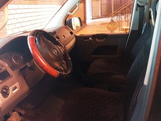 2010 Volkswagen Multivan T5 Рестайлинг, коричневый, 1800000 рублей, вид 4