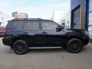 2019 Toyota Land Cruiser Prado 150 Series Рестайлинг 2, чёрный, 4315000 рублей, вид 4