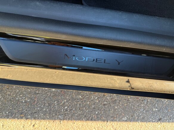 2022 Tesla Model Y Long Range Dual Motor I, чёрный, 5599999 рублей - вид 9