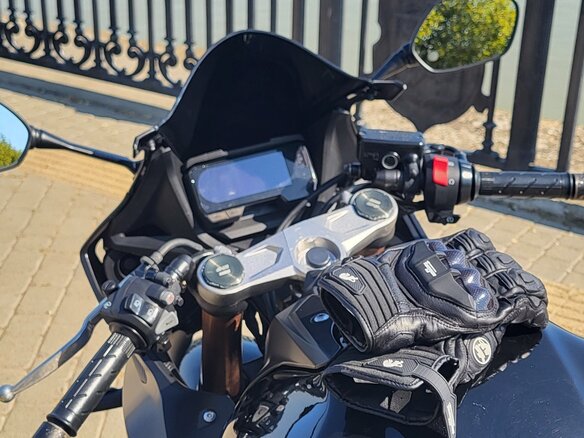 2021 Honda CBR 650R, чёрный, 950000 рублей - вид 5