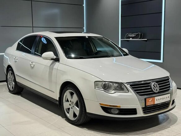 2008 Volkswagen Passat B6, белый, 520000 рублей - вид 3
