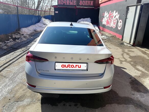 2020 Skoda Octavia IV (A8), серебристый, 2450000 рублей - вид 5