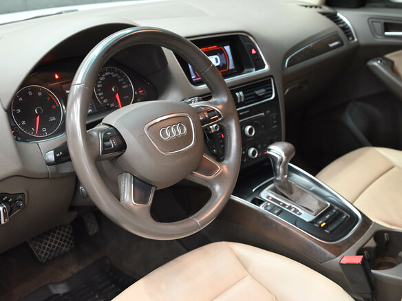 2014 Audi Q5 I (8R) Рестайлинг, серебристый, 2190000 рублей - вид 18