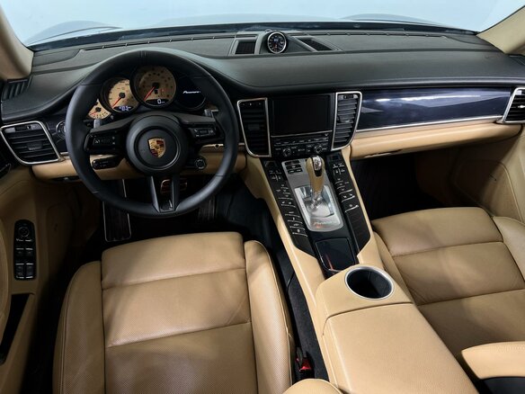 2016 Porsche Panamera 4 I Рестайлинг, чёрный, 3849900 рублей - вид 5