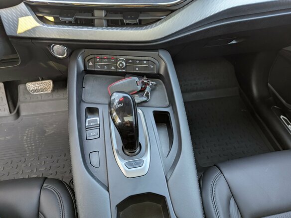 2023 Haval F7x I Рестайлинг, чёрный, 2220000 рублей - вид 17