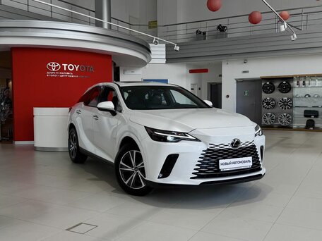 Lexus RX V