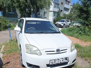 2005 Toyota Corolla IX (E120, E130) Рестайлинг, белый, 520000 рублей, вид 1