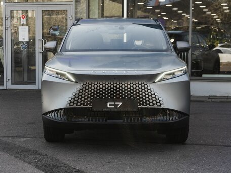 Omoda C7