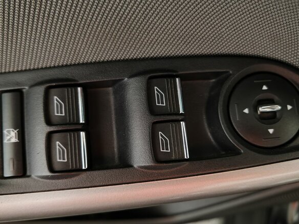2012 Ford Focus III, чёрный, 799000 рублей - вид 16