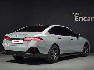2026 BMW 5 серии 520i VIII (G60/G61/G68), серый, 6687700 рублей, вид 2