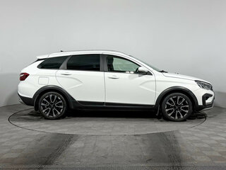 2024 Lada (ВАЗ) Vesta SW I Рестайлинг (NG), белый, 1470000 рублей, вид 4