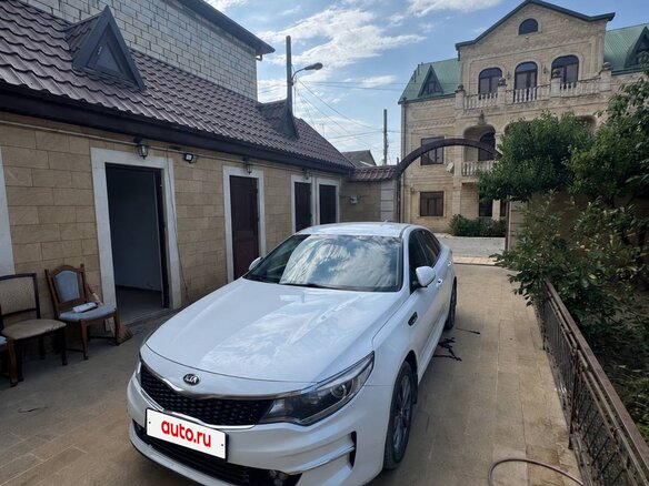 2017 Kia Optima IV, белый, 1350000 рублей