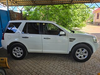 2012 Land Rover Freelander II Рестайлинг 2, белый, 1800000 рублей, вид 3