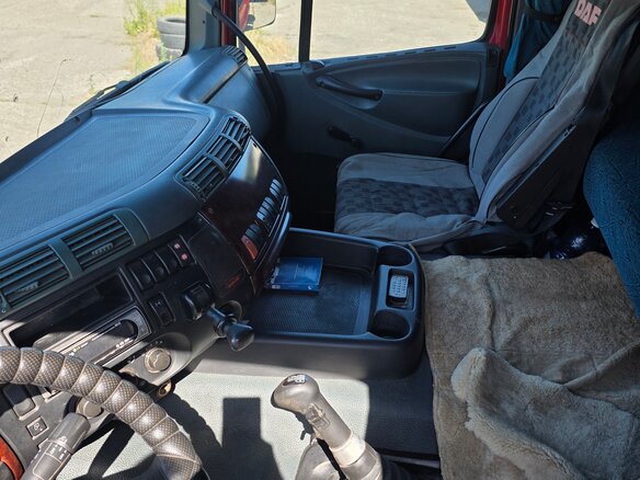 2003 DAF CF-series, красный, 1300000 рублей - вид 16