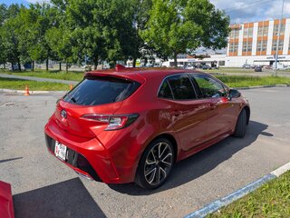 2018 Toyota Corolla Sport XII (E210), красный, 1750000 рублей, вид 4