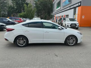 2019 Hyundai Elantra VI (AD) Рестайлинг, белый, 1550000 рублей, вид 2