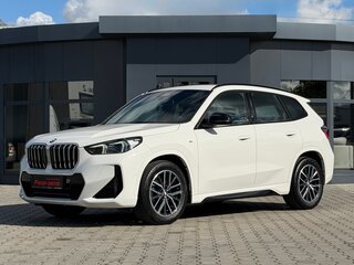 2022 BMW X1 18i sDrive III (U11/U12), белый, 3845000 рублей, вид 3