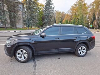 2018 Volkswagen Teramont I, чёрный, 3200000 рублей, вид 3