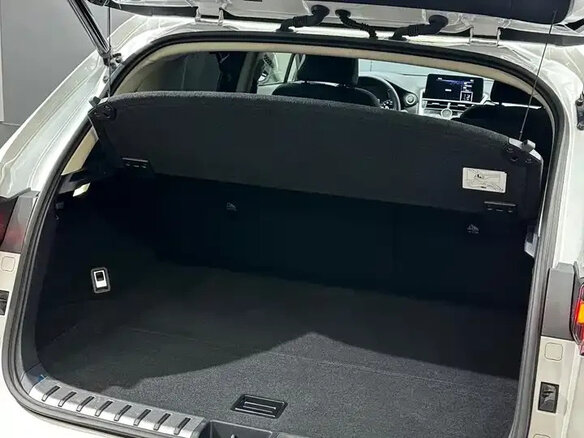 2020 Lexus NX 200 I Рестайлинг, белый, 2950000 рублей - вид 16