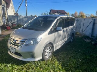 2011 Nissan Serena IV (C26), серый, 1300000 рублей, вид 3