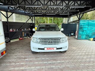 2011 Toyota Land Cruiser 200 Series, белый, 2590000 рублей, вид 3