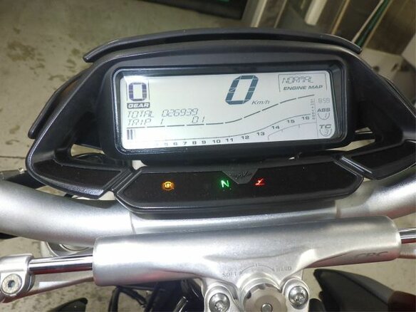 2019 MV Agusta Brutale 800, красный, 900000 рублей - вид 7