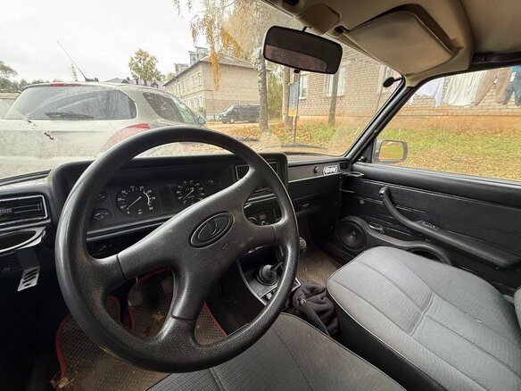 2003 Lada (ВАЗ) 2107, красный - вид 9
