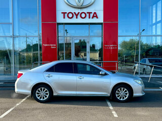 2012 Toyota Camry VII (XV50), серебристый, 1485000 рублей, вид 4