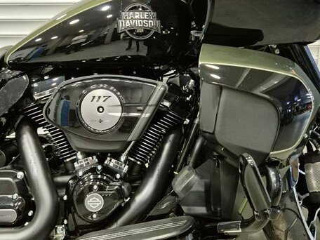 2026 Harley-Davidson Road Glide Limited, чёрный, 4850000 рублей, вид 4