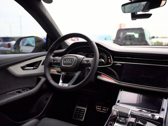 2025 Audi Q8 55 TFSI I (4M) Рестайлинг, серый, 13250000 рублей - вид 14