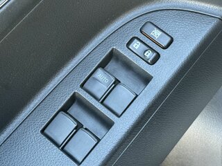2012 Toyota Highlander II (XU40) Рестайлинг, серый, 1999000 рублей, вид 2