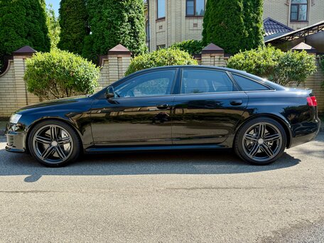 2009 Audi RS 6 II (C6), чёрный, 3680000 рублей, вид 2