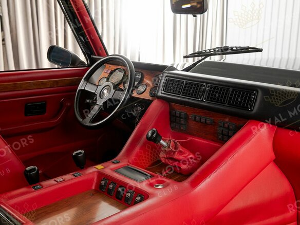 1990 Lamborghini LM002, чёрный, 49000000 рублей - вид 10