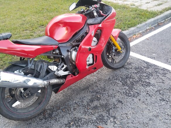 2000 Yamaha YZF-R6, красный, 330000 рублей - вид 5