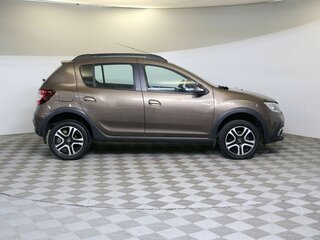 2021 Renault Sandero Stepway II Рестайлинг, коричневый, 899000 рублей, вид 4
