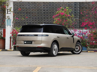 2026 Lynk & Co 900, синий, 8100000 рублей, вид 5