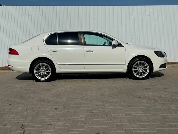 2014 Skoda Superb DSG II Рестайлинг, белый - вид 5