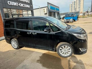 2020 Toyota Esquire I Рестайлинг, чёрный, 2670000 рублей, вид 3
