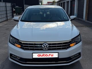 2018 Volkswagen Passat (North America and China) I Рестайлинг, белый, 1890000 рублей, вид 1