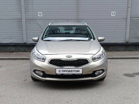 2015 Kia Ceed II, серебристый, 979000 рублей, вид 3