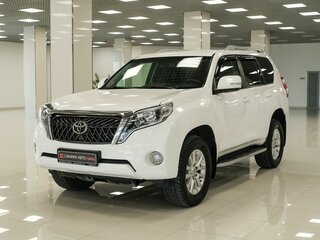 2014 Toyota Land Cruiser Prado 150 Series Рестайлинг 1, белый, 2770000 рублей, вид 1
