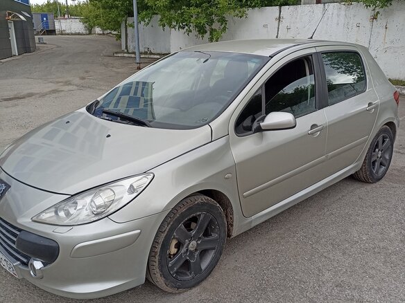 2006 Peugeot 307 I Рестайлинг, серебристый, 299999 рублей - вид 15