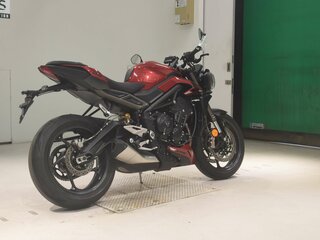 2024 Triumph Street Triple, красный, 1275000 рублей, вид 2